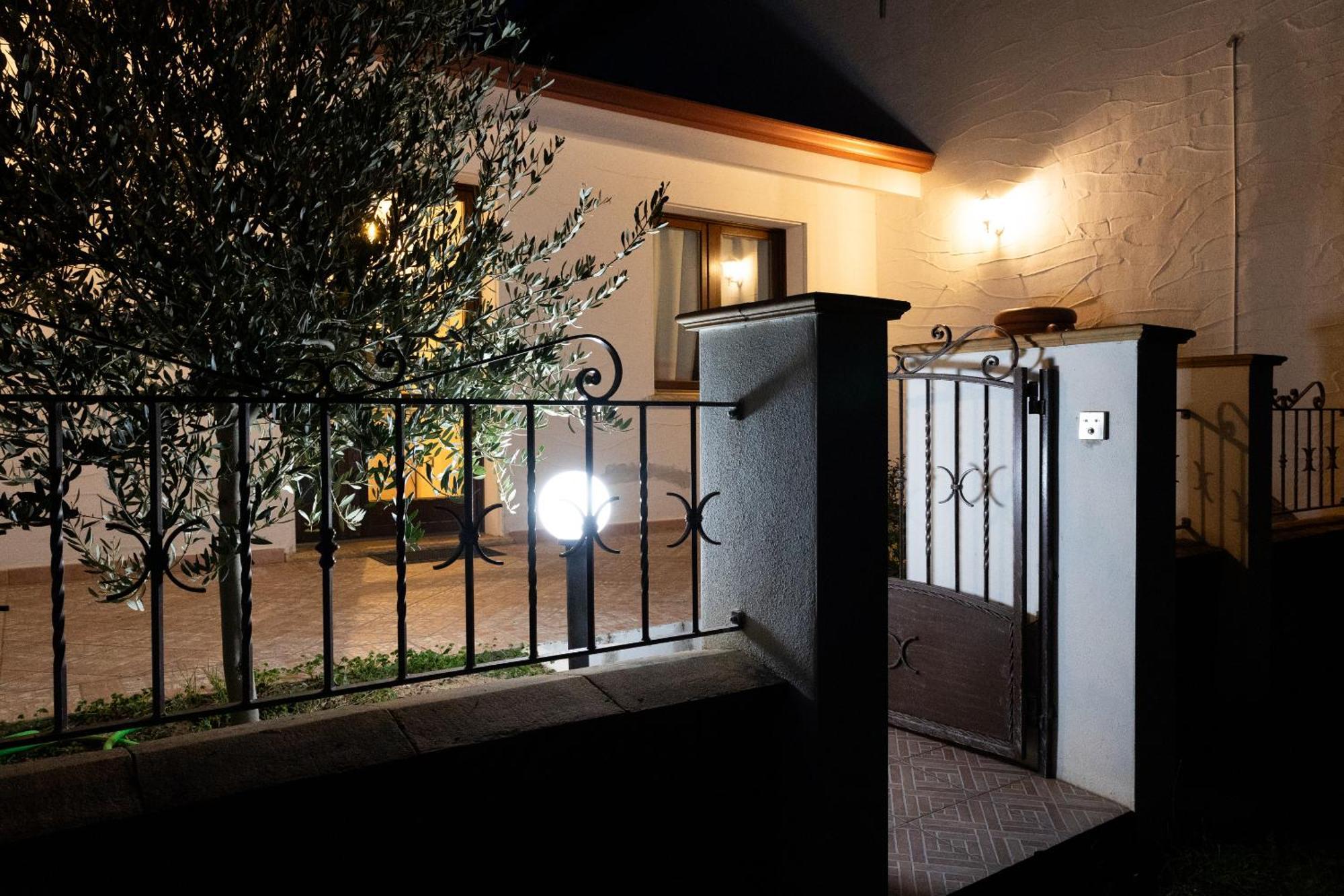 Case Vacanze Il Sogno 2 Porto Pino Exterior photo
