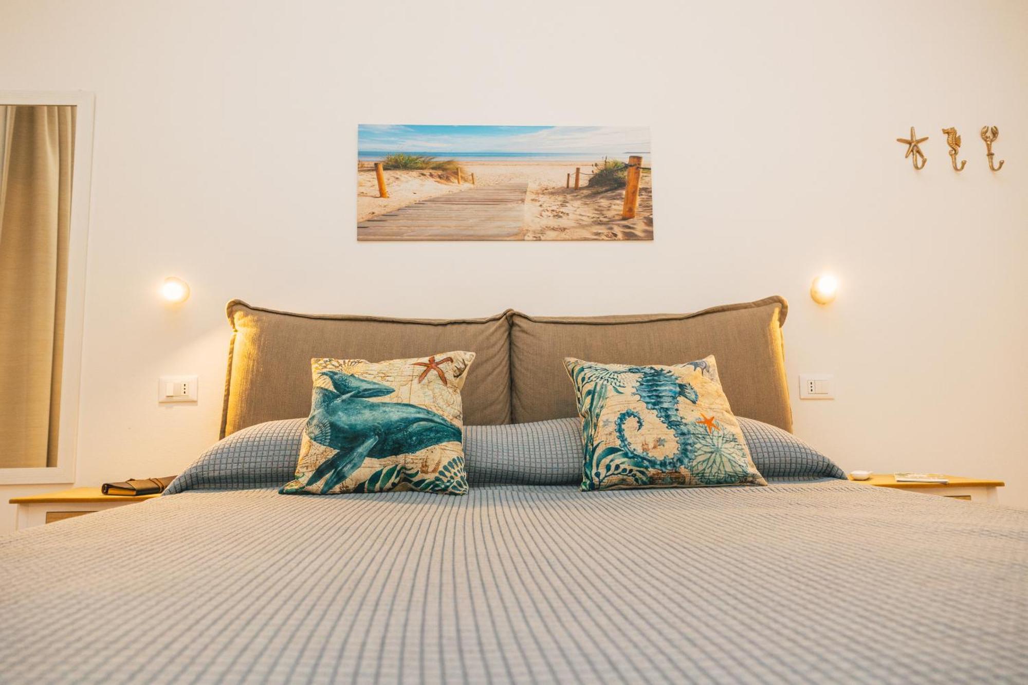 Case Vacanze Il Sogno 2 Porto Pino Room photo